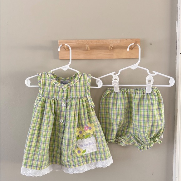 Samara 18m. Two piece set - Picture 1 of 4
